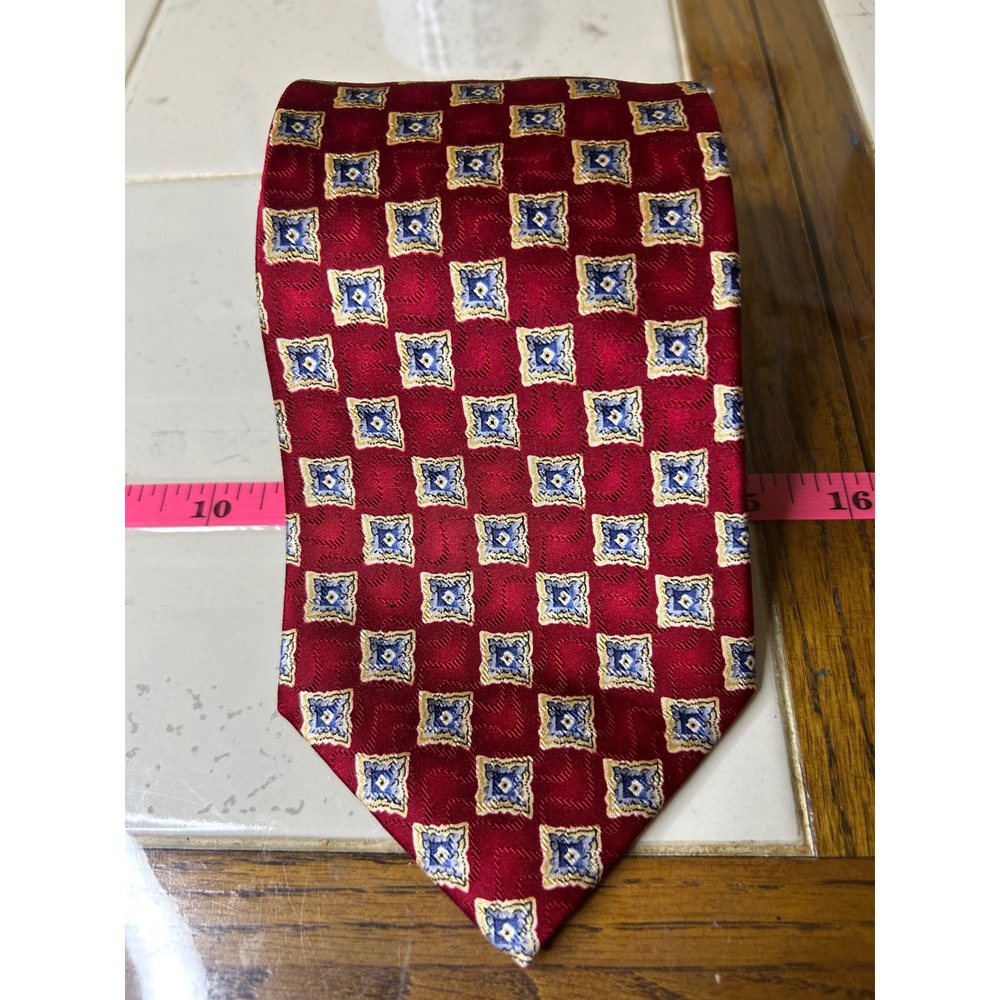 Roundtree & Yorke Burgundy Blue‎ Geometric Silk Handmade Men Tie
